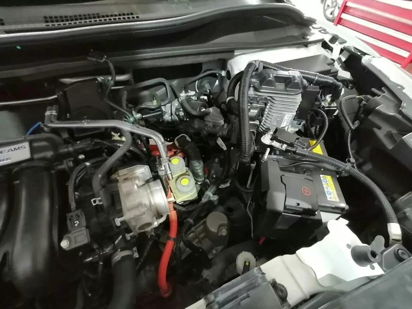 Honda Vezel под капотом