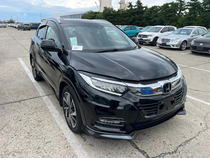 Honda Vezel черный