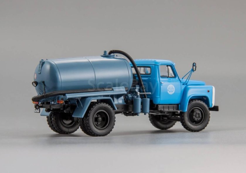 ЗИЛ 130 ассенизатор 1 43