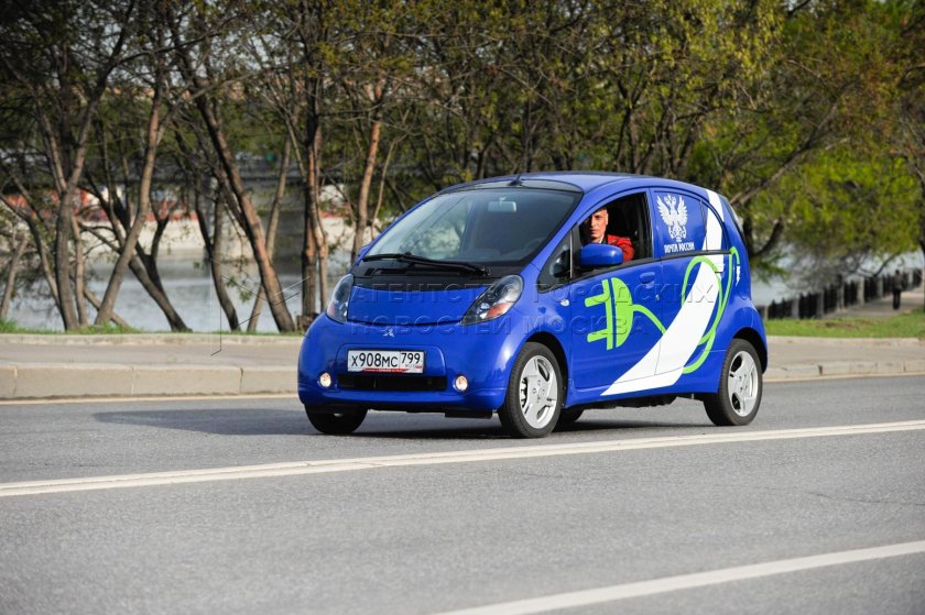 Электромобиль для почты