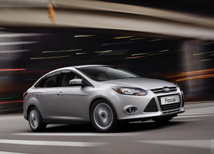 Ford Focus 2011 седан