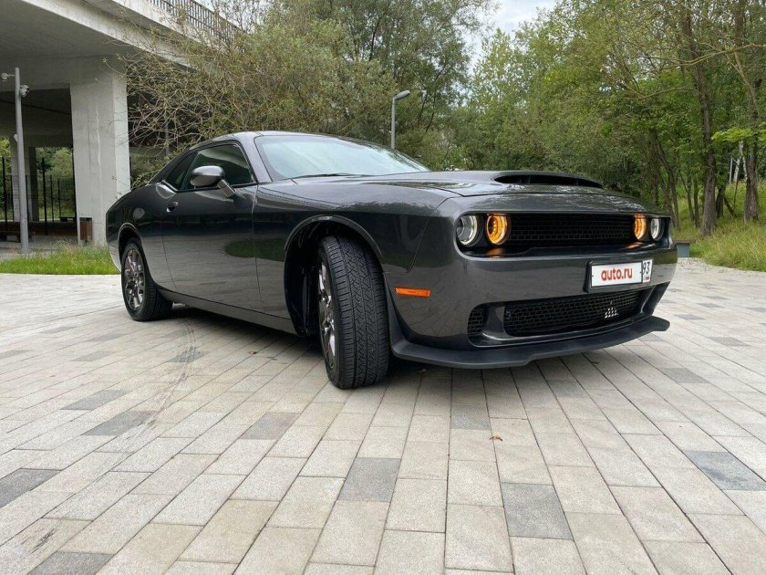 Dodge Challenger III Рестайлинг 2