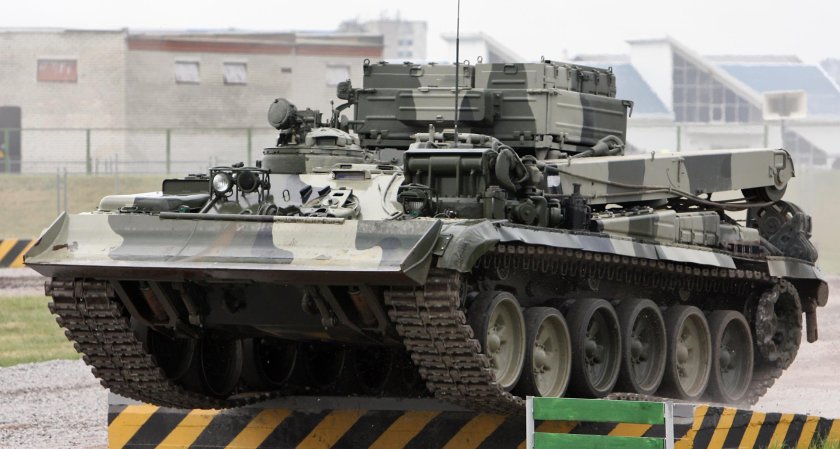 Бронированная ремонтно-эвакуационная машина