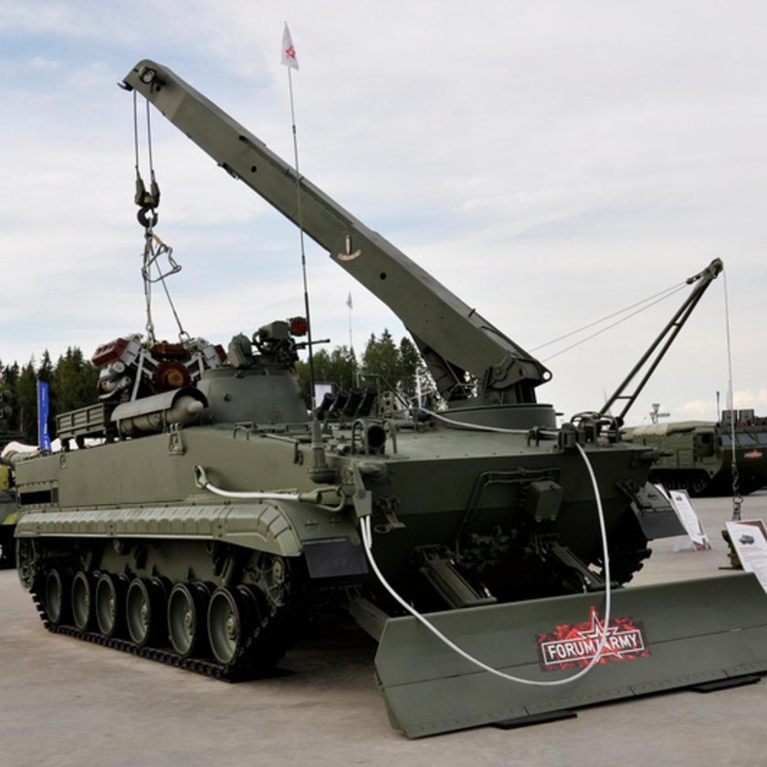 Бронирования ремонтно эвакуационная машина вид спереди