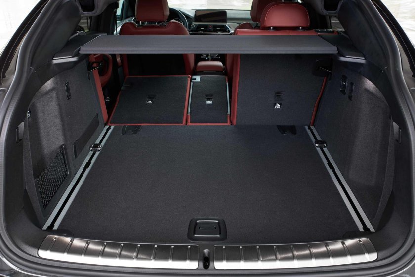 BMW x4 багажник