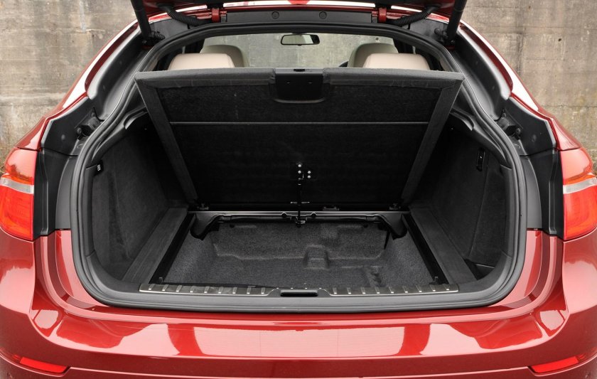 BMW x6 багажник