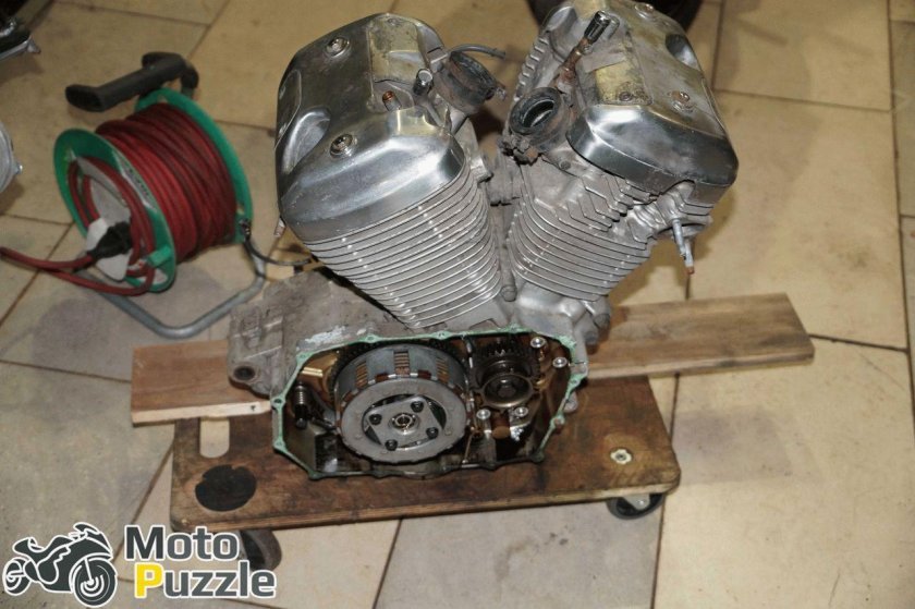 Двигатель Honda Steed 400