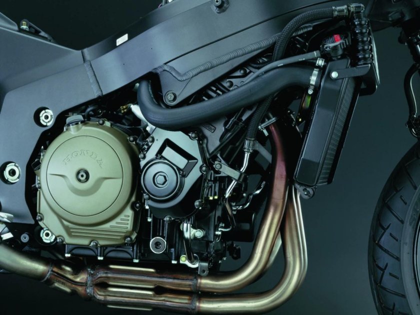 Двигатель Honda CBR 1100