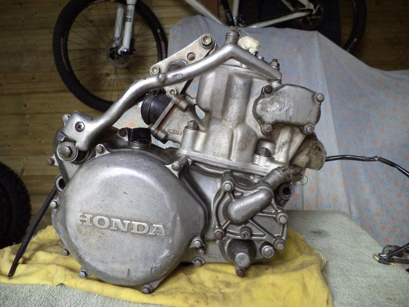 Honda CR 250 двигатель