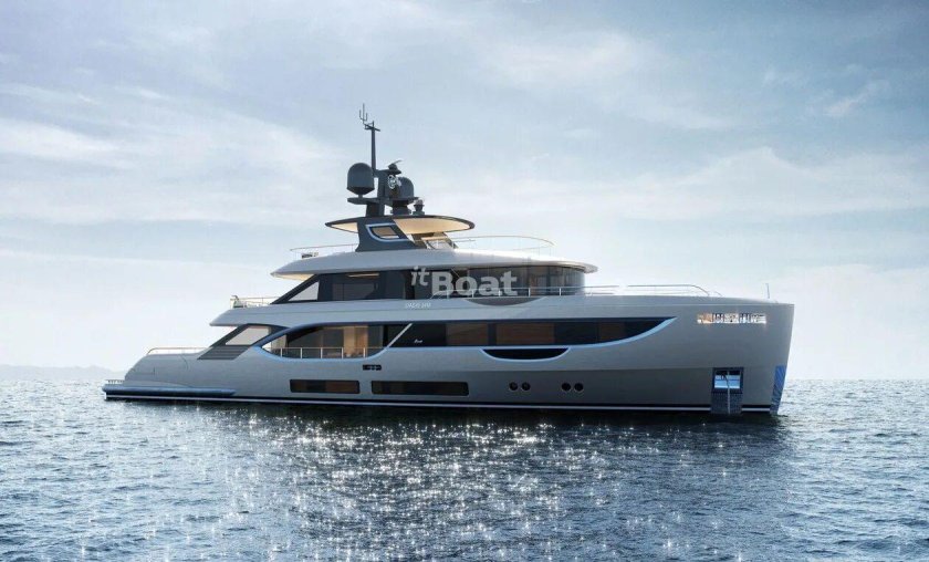 Benetti Oasis 34m