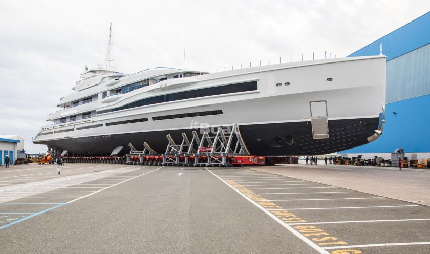 Яхта Лана Бенетти