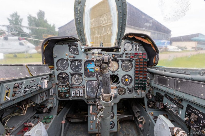 Як-38 кабина