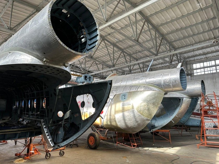 Винт ав112-114