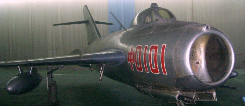 Shenyang j-5 (миг-17)