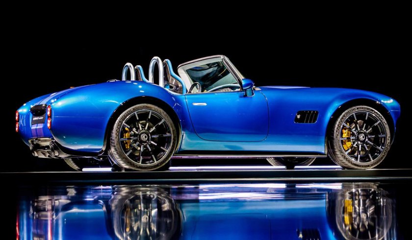 AC Cobra gt Roadster