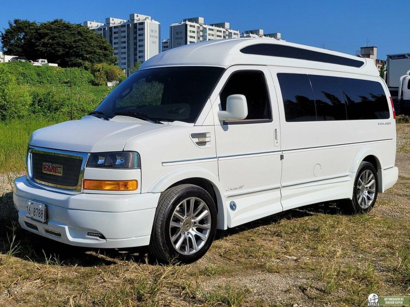 GMC Savana 2021