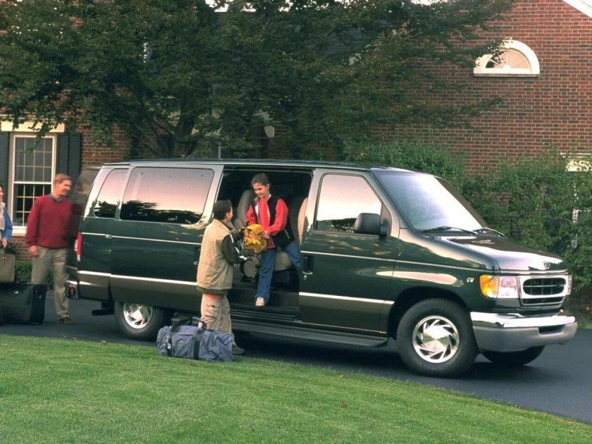 Ford Econoline 2000
