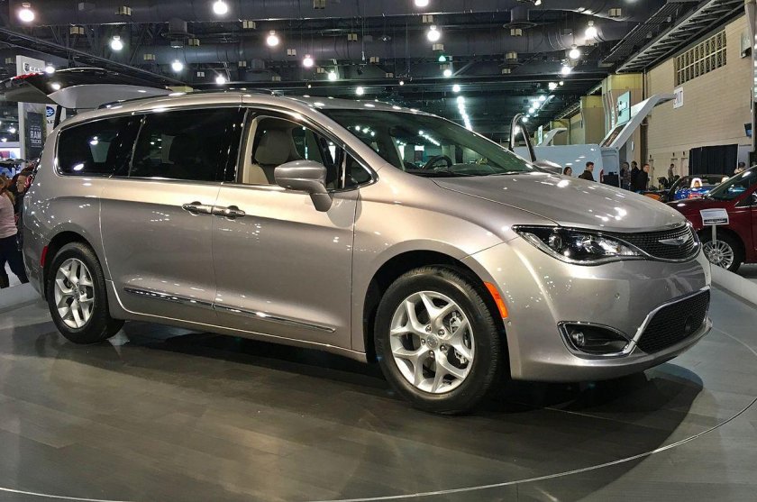 Chrysler Pacifica 2017