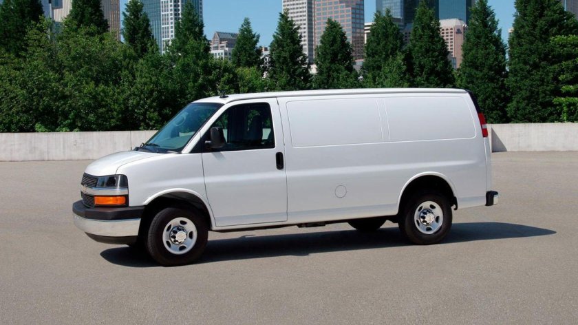 Chevrolet Express van 2500