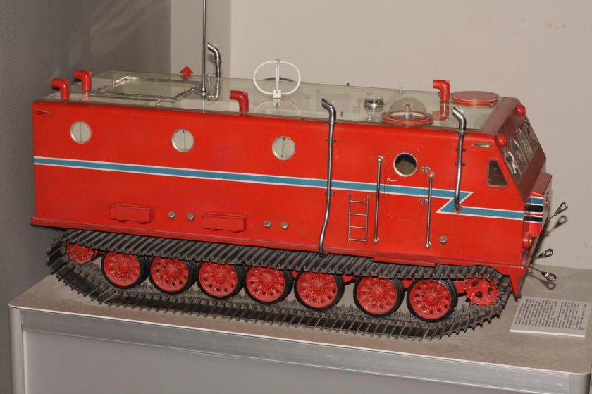 Харьковчанка 2 антарктический вездеход