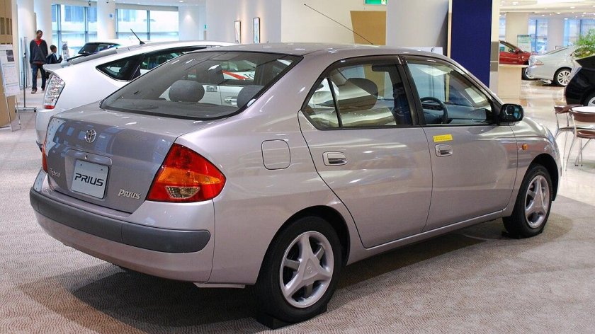 Toyota Prius 10