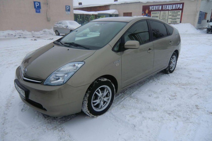 Тойота Приус 2007