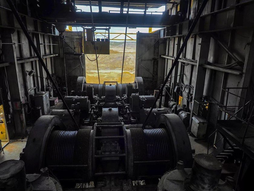 Эш 10/70 кабина