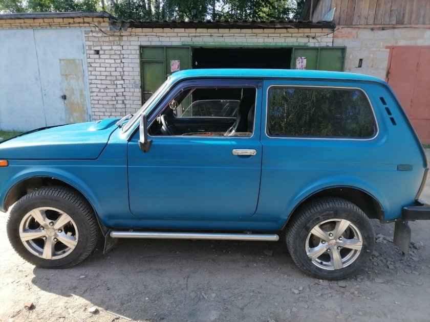 Нива цвет Балтика 420