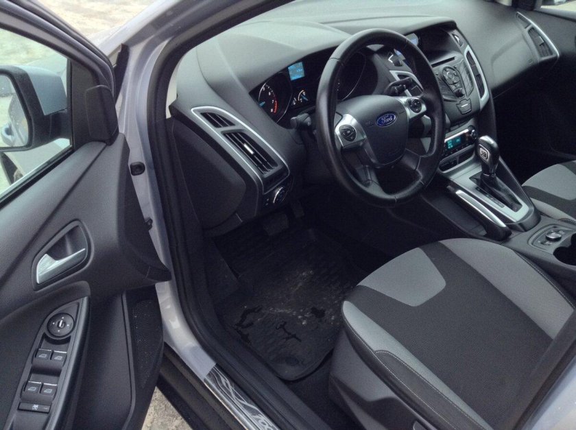 Ford focus 3 хэтчбек салон