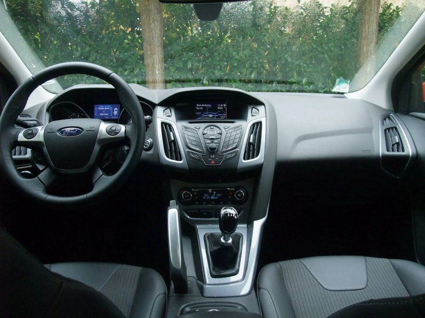 Форд фокус 3 седан салон