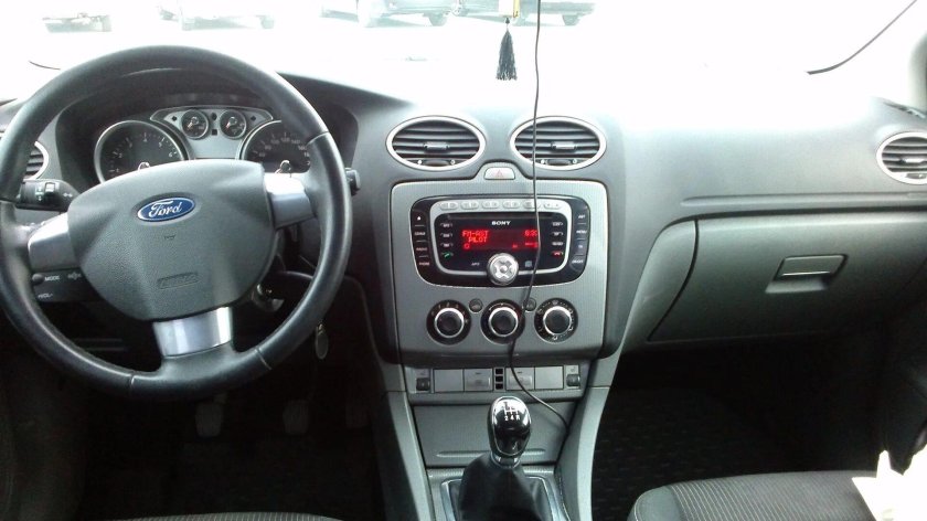 Ford Focus 2 Ghia комплектация