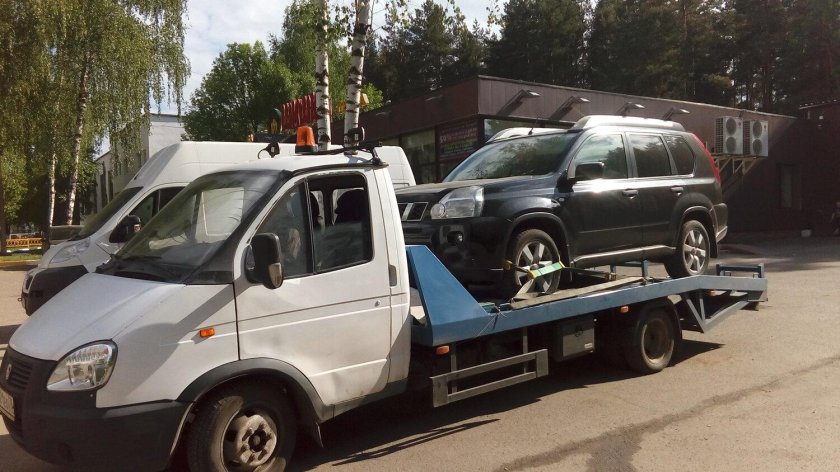 Газель эвакуатор сбоку