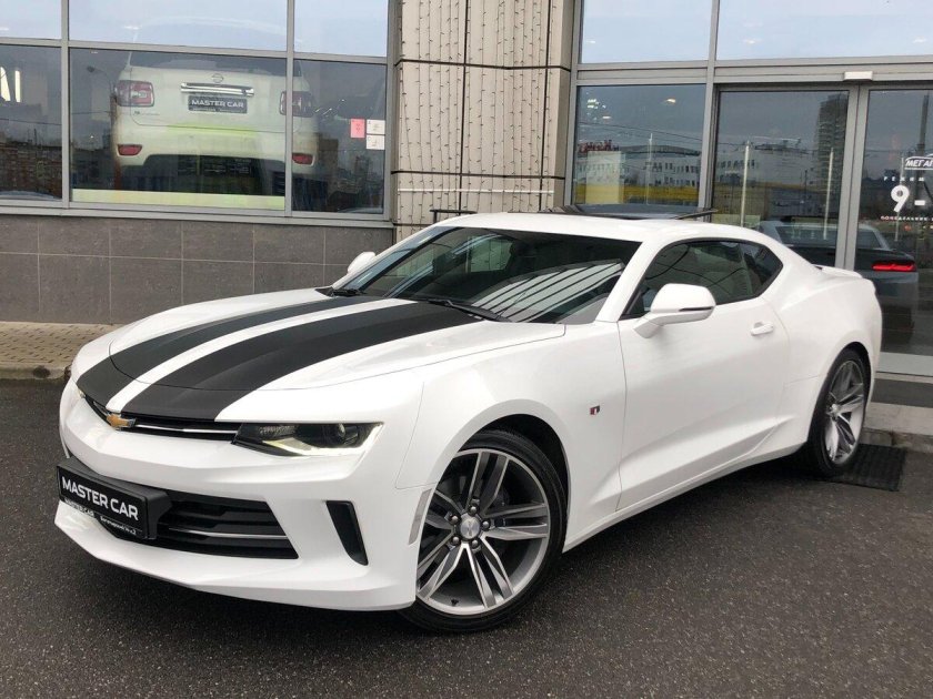 Chevrolet Camaro 2016 White