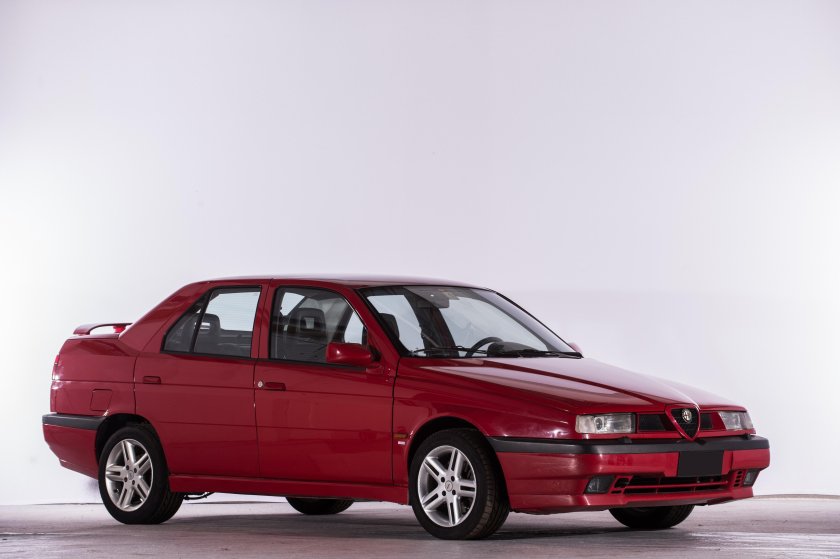 Alfa Romeo 155