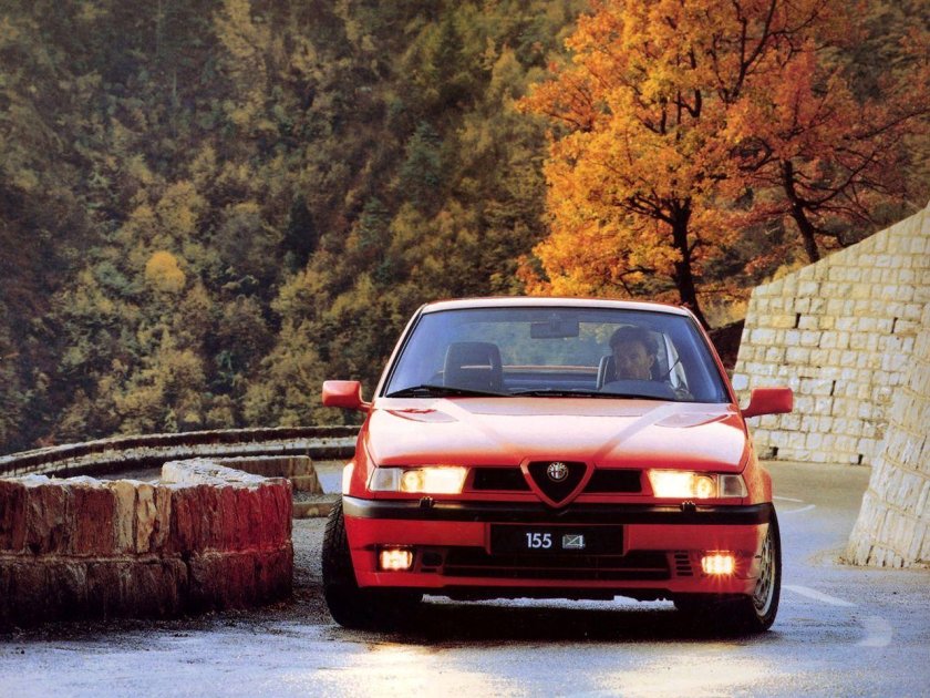 Alfa Romeo 155 1992