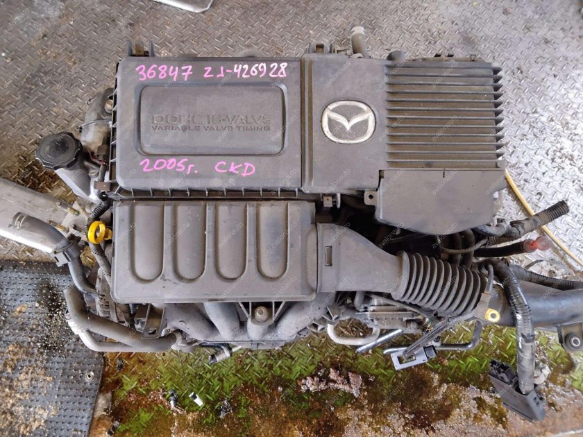 Мазда демио 2005