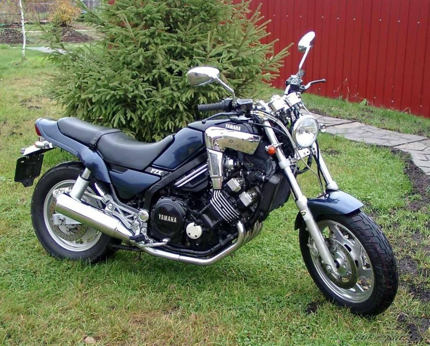 Yamaha FZX 750