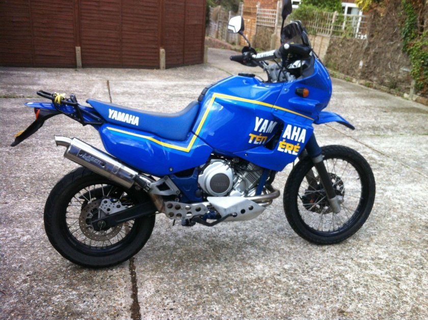 Yamaha XTZ 750