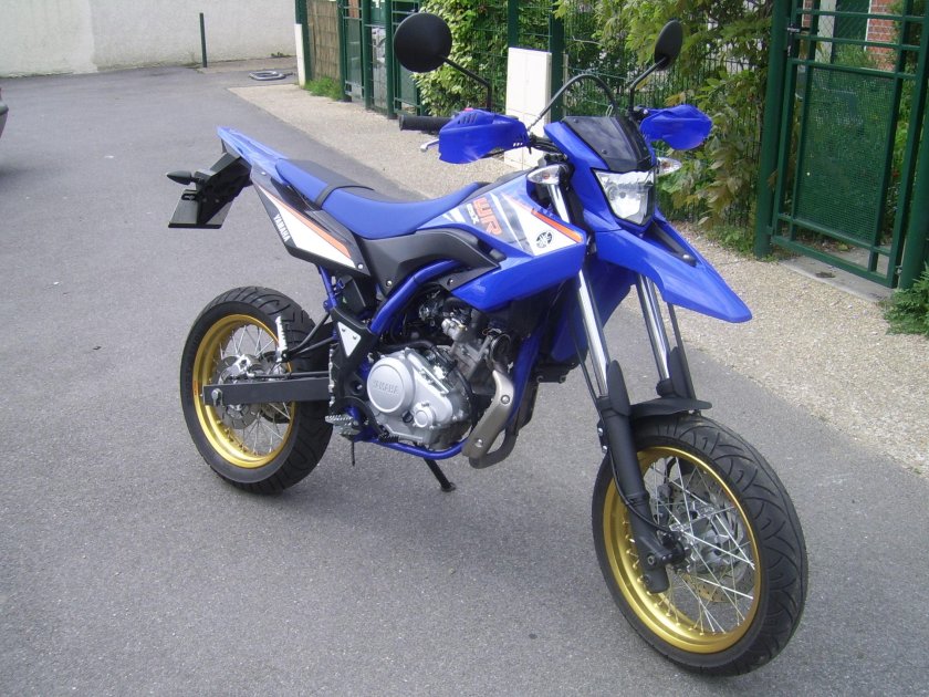 Ямаха мотард 125