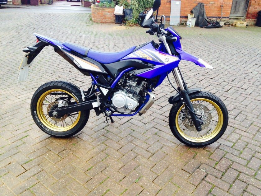 Yamaha WR 125