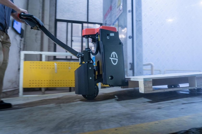 Ep f3 транспортировщик паллет