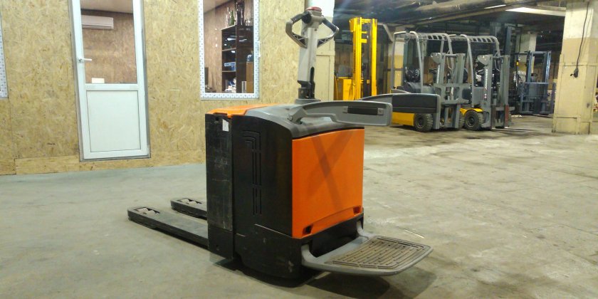 Транспортировщик паллет Heli/warun cbd20-410 080207z1446