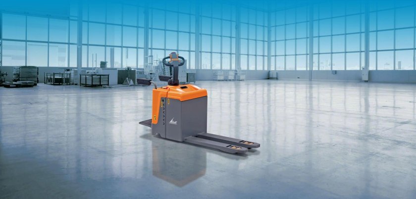 Транспортировщик паллет