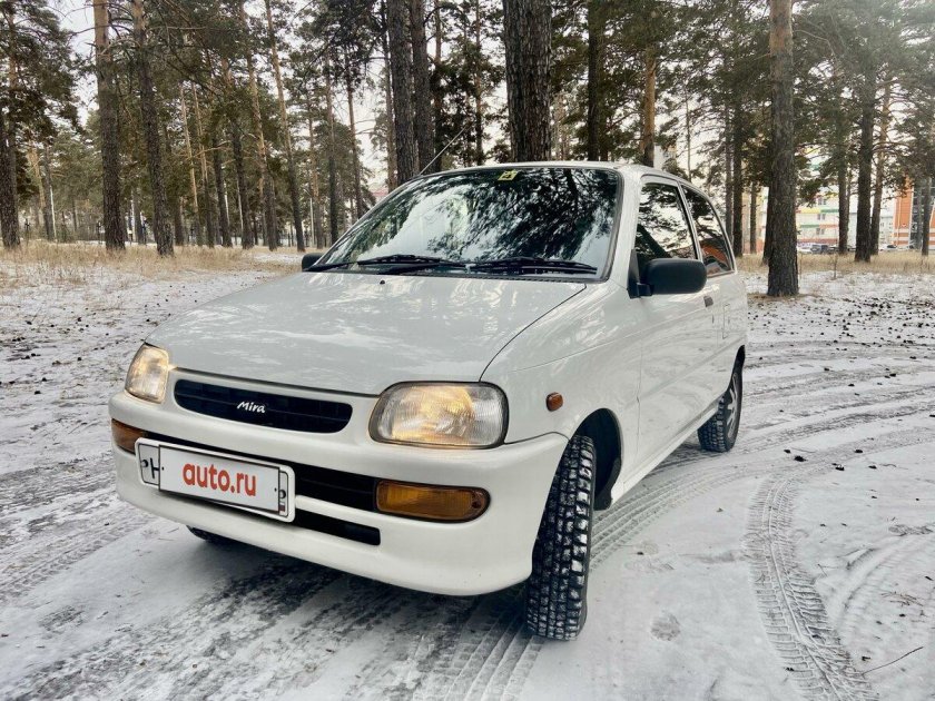 Daihatsu mira 1998