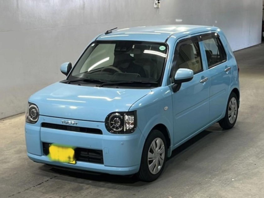 Daihatsu mira tocot