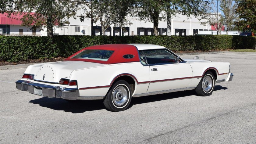 Lincoln Mark 4