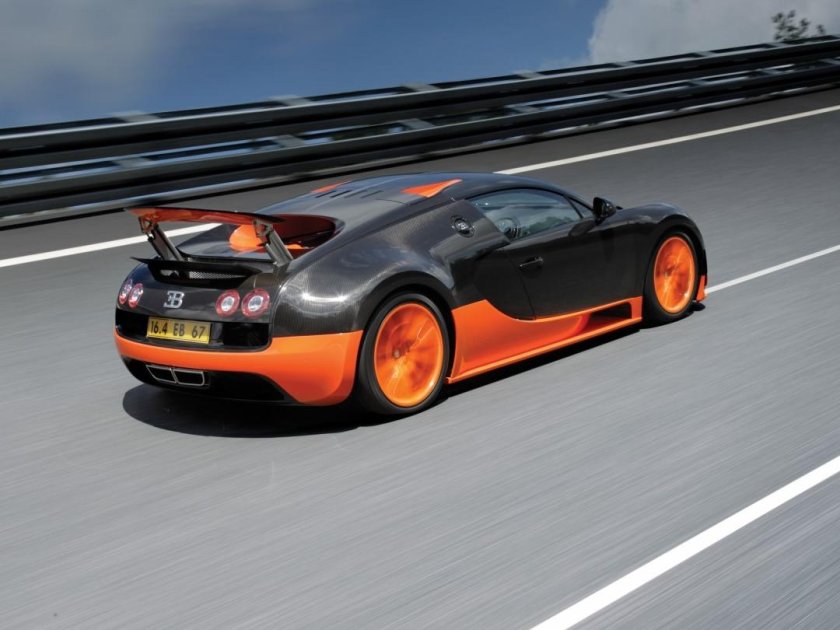 Бугатти Вейрон 16 4 super Sport