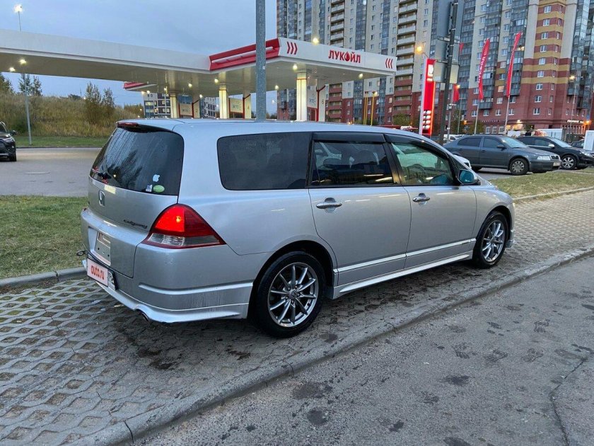 Хонда одиссей 2004 года