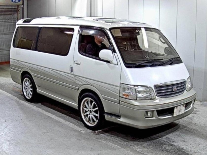 Toyota hiace 2001
