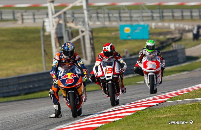 Red bull motogp rookies cup